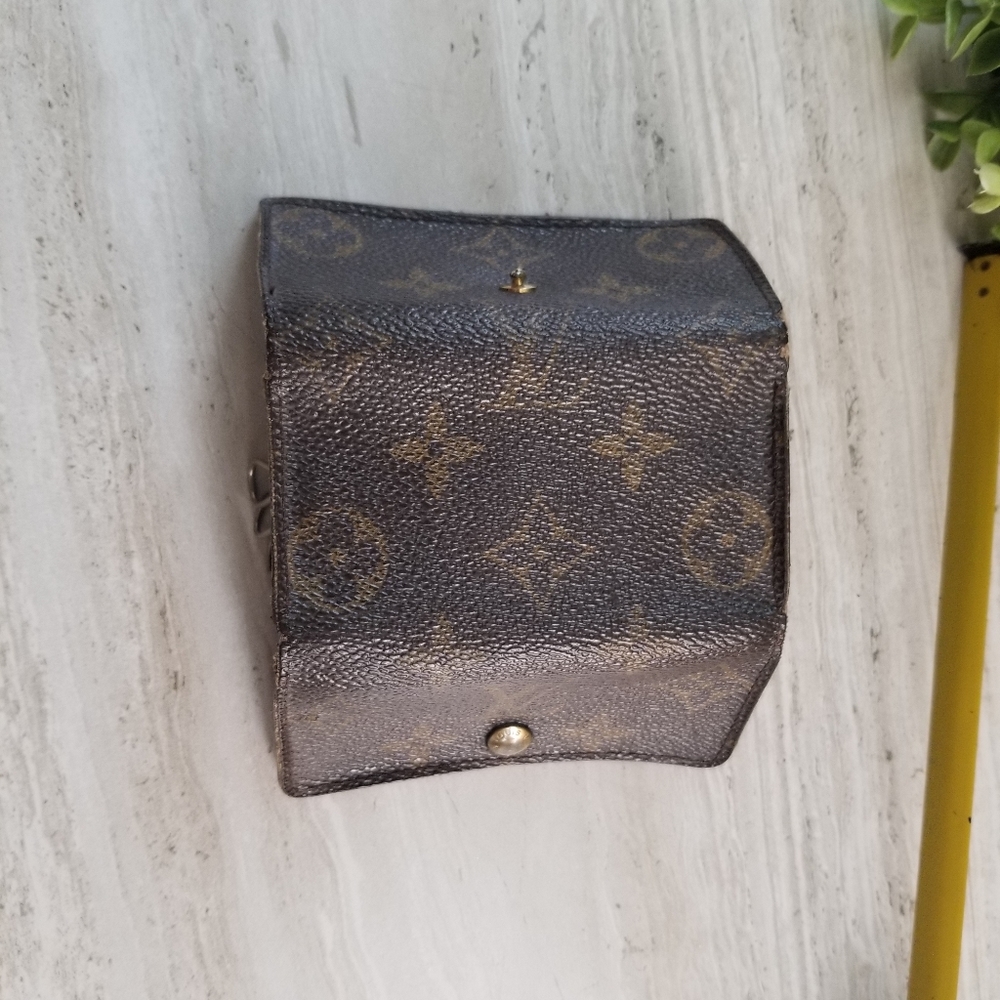 Louis Vuitton Key holder - Picture 14 of 16